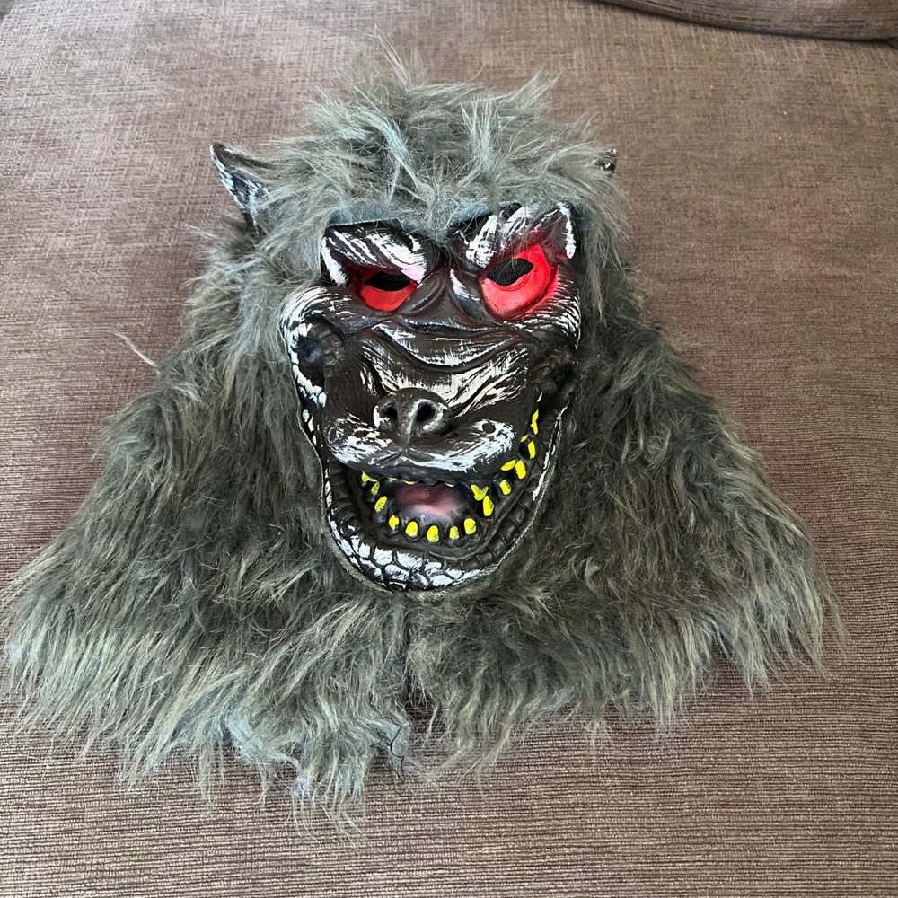 Grey Furry Werewolf Mask Red LED Light Up Eyes Halloween Scary Spooky Season